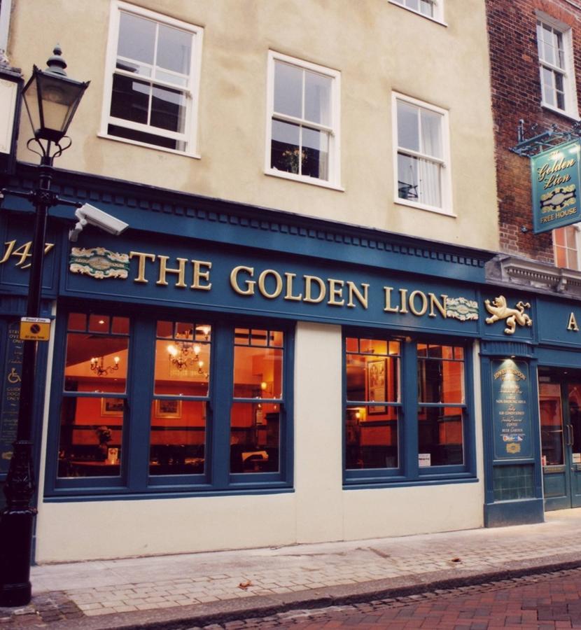 מלון רוצ'סטר The Golden Lion Wetherspoon מראה חיצוני תמונה